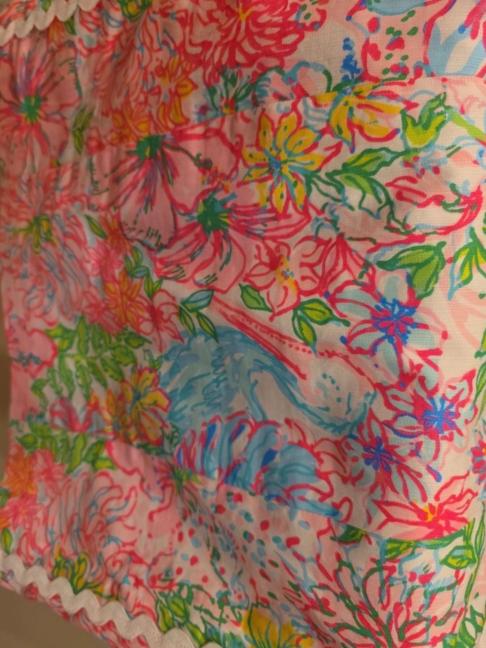 Lilly Pulitzer Multicolor Floral Shift Dress with White Scallop Trim - Picture 6 of 7